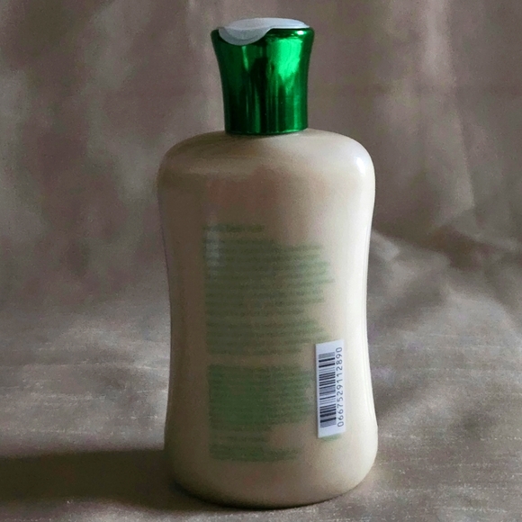 Bath and Body Works Vanilla Bean Noel Body Lotion 236ml (8 fl.oz)  ☆Authentic☆ - Picture 2 of 2